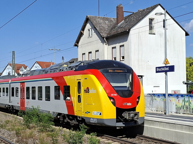 Unglaubliche Sensation in Bruchköbel: Regionalbahn fährt wieder